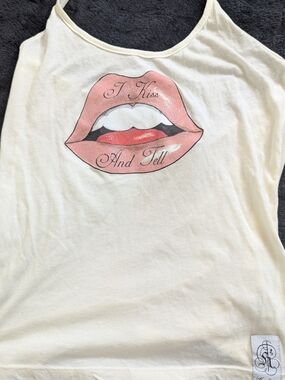 RARE vintage Heatherette I Kiss and Tell Glitter Tank Top.  NWT Size L Y2K